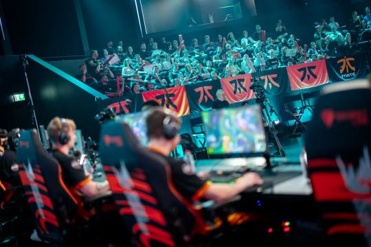 触及这一高 触及这一高